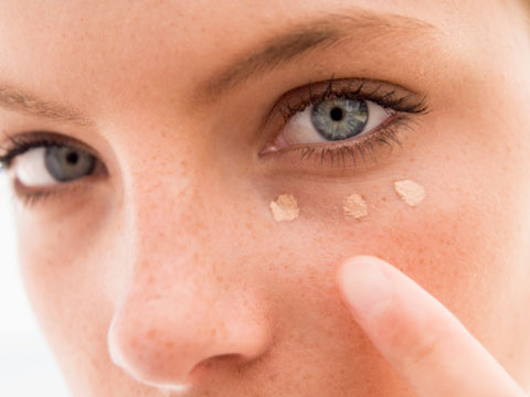 Chăm sóc vùng da dưới mắt