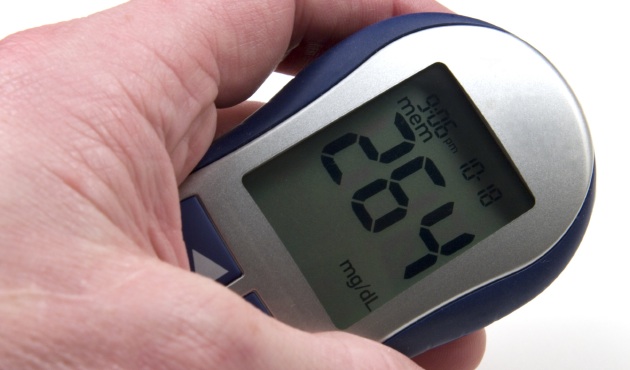 Làm thê nào kiểm soát tiểu đường khi đang bị ốm?