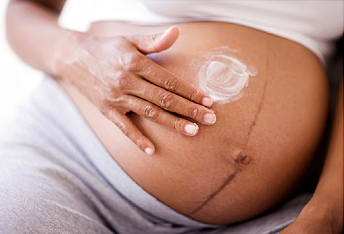 Axit salicylic dùng trên da có an toàn khi mang thai không?