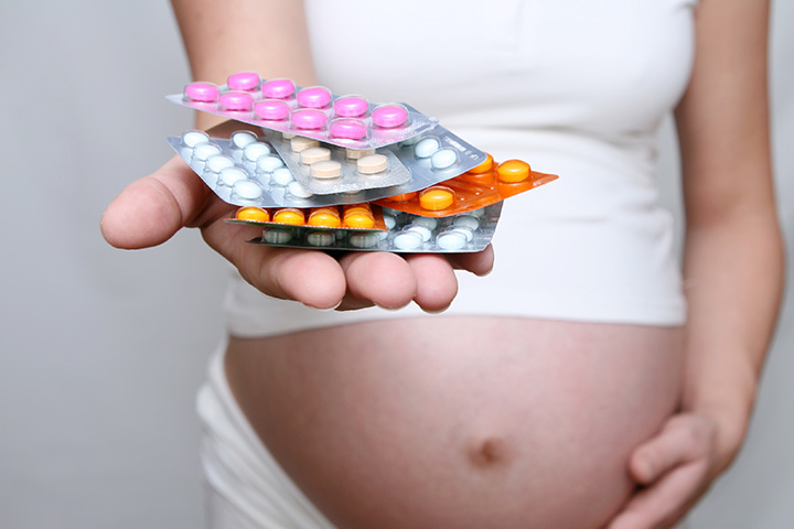 Kháng sinh và những điều cần biết khi mang thai