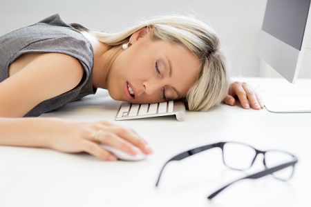 5 triệu chứng của bệnh ngủ rũ bạn cần biết