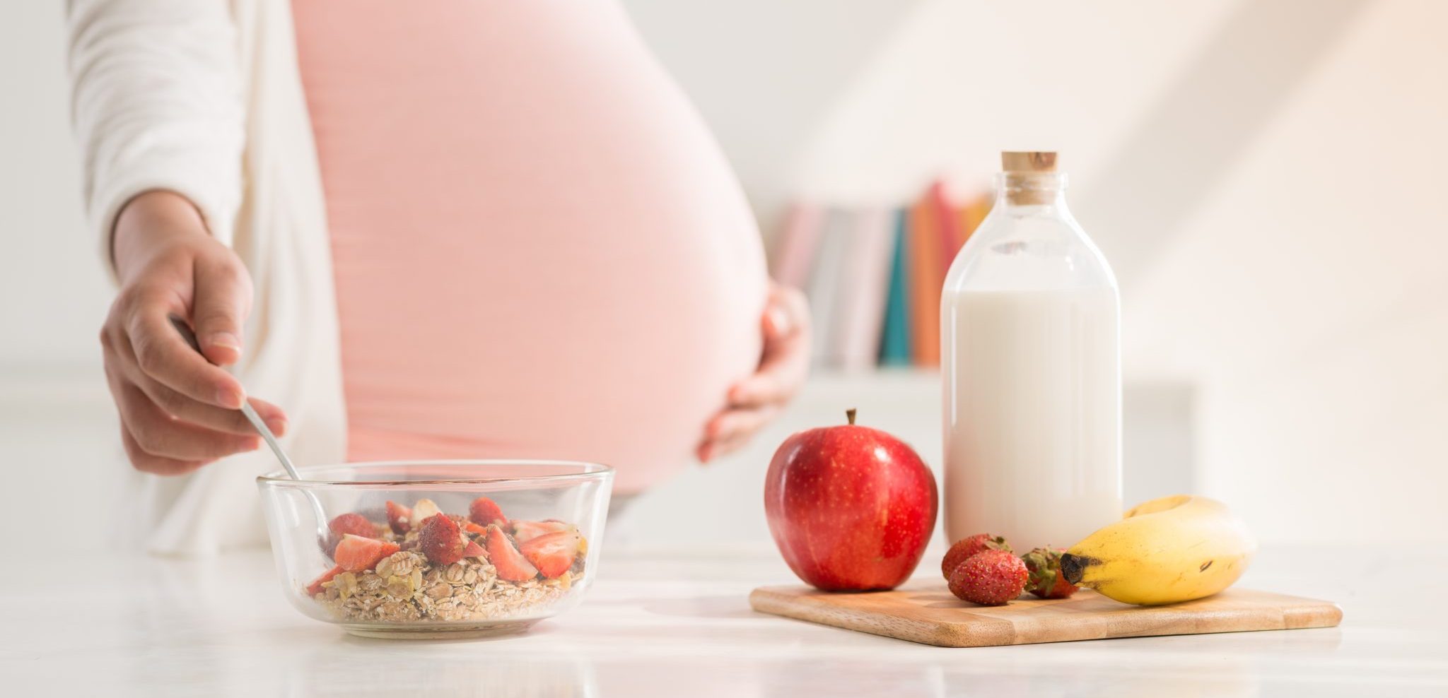 Phụ nữ mang thai và chế độ dinh dưỡng tốt cho sức khỏe.