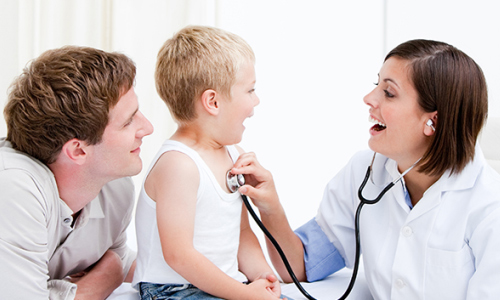 Trẻ thở nhanh có thể là dấu hiệu của nhiễm khuẩn hô hấp cấp