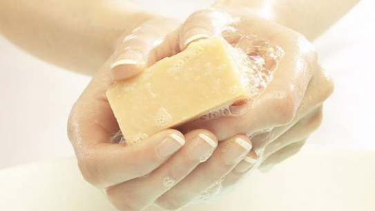 9 cách bảo vệ làn da trong mùa hanh khô