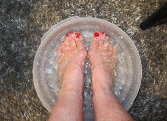Ngâm chân vào nước lạnh: Liệu pháp tăng cường miễn dịch