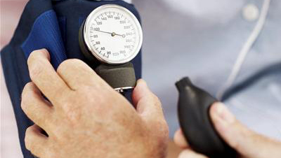 Huyết áp không ổn định tăng nguy cơ đột quỵ ở người bệnh thận