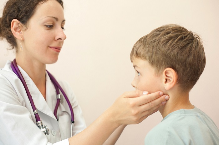 7 Triệu chứng ung thư máu ở trẻ em thường gặp nhất