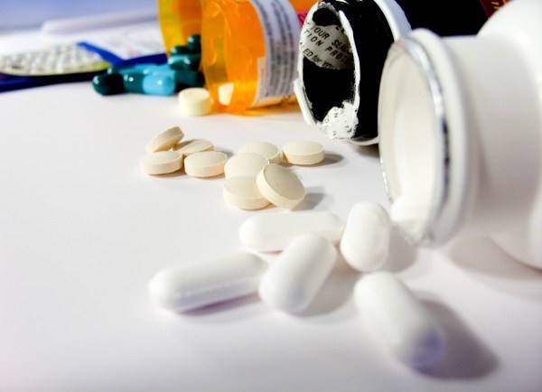 Lạm dụng thuốc và hiểm hoạ kháng thuốc kháng sinh