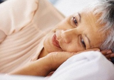 Bài thuốc chữa mất ngủ ở người luống tuổi
