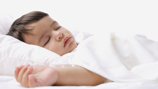 Trẻ ngủ ngáy: Cảnh báo bệnh rối loạn thở trong khi ngủ